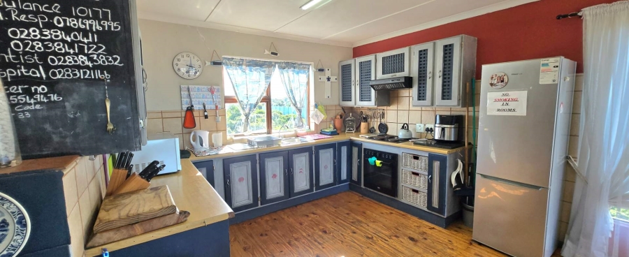 4 Bedroom Property for Sale in Kleinbaai Western Cape